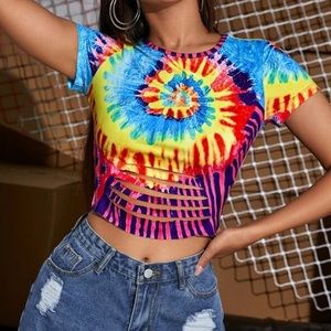 NWOT Tie Dye Woman’s Crop Slim Fit Tee top size L